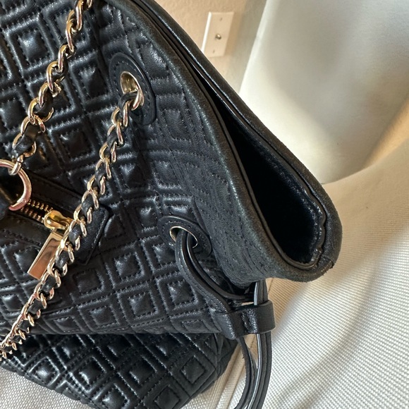 Authentic Tory Burch - Picture 10 of 16